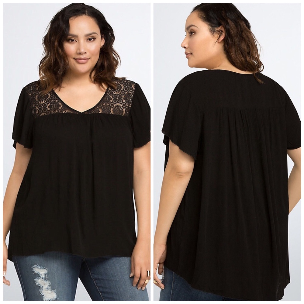 Torrid Sz 3 Lace Inset Flutter Sleeve Top